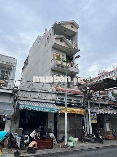 Chính Chủ Cho Nhà MT Tân Sơn 6pn 7wc 5T 4x22 NT Giá 30-33tr LH Em Ạ
