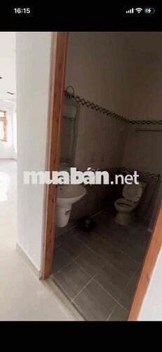 Chính Chủ Cho Nhà MT Tân Sơn 6pn 7wc 5T 4x22 NT Giá 30-33tr LH Em Ạ