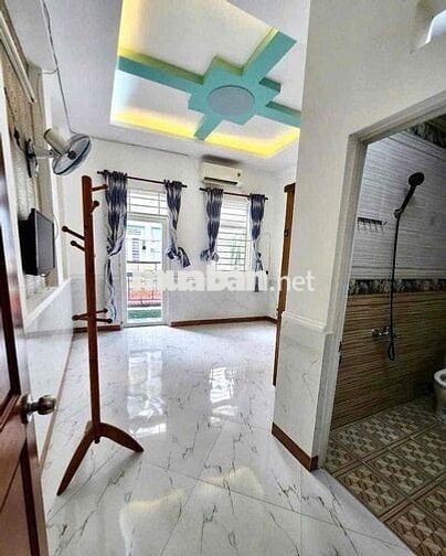 NHÀ ĐẸP HẺM XE HƠI PHAN HUY ÍCH (4x15M) - 3 PHÒNG NGỦ 4WC GIÁ 15TR