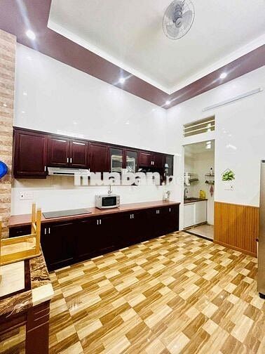 🌻CHO THUÊ NHÀ TRỆT 3 LẦU & SÂN THƯỢNG MỚI FULL NỘI THẤT GẦN VINCOM