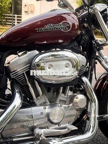 Harley Davidson Superlow 883