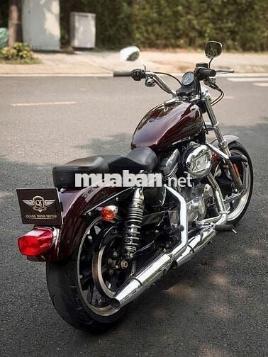 Harley Davidson Superlow 883