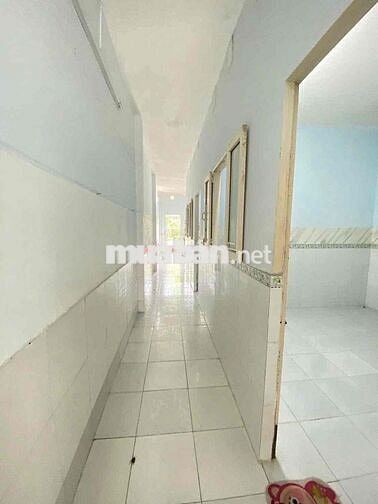Nhà trệt nguyên căn 4,5x20m 2phòng sẵn 1máy lạnh hẻm 388 Nguyễn V Cừ
