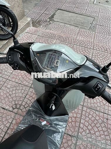 SH 160i ABS 11/2025 499km Xám Xi Măng Bao Sang Tên