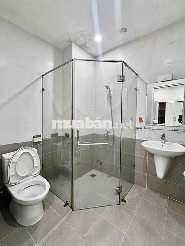 Studio khép kín, thang máy ở Tân Bình