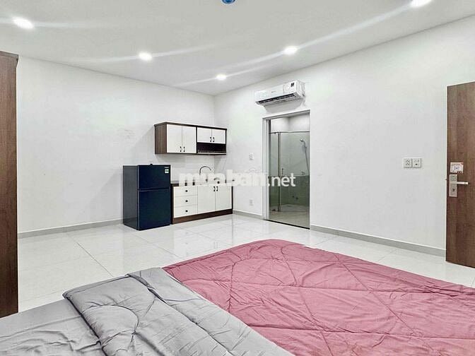 Studio khép kín, thang máy ở Tân Bình