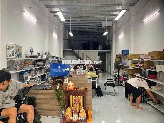 NHÀ HẺM XE TẢI DƯƠNG QUẢNG HÀM