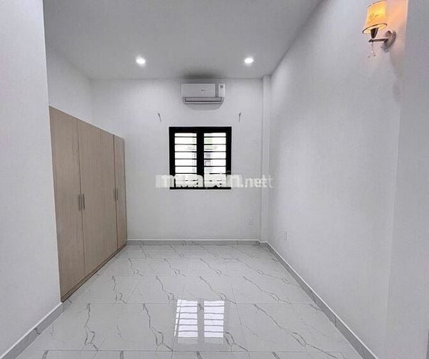 Cho thuê nhà 2 tầng, 2PN, có nội thất tại Oasis, Mỹ Phước, Bến Cát