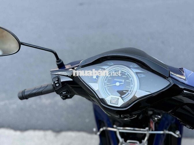 Honda Future Xanh lướt oder 86 km bao dắt thợ qua