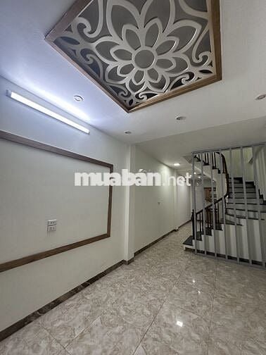 Cho thuê nhà nguyên căn ngõ 279 Lĩnh Nam