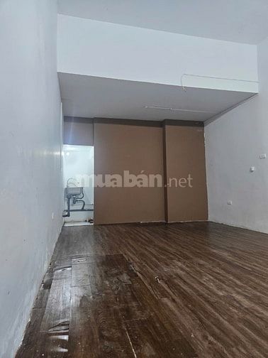 Cho thuê Cửa hàng mặt phố, số 93 Lý Nam Đế, Hoàn Kiếm, Hà Nội