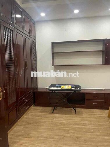 Cho thuê nhà mặt tiền 4PN, 5WC đường số Lý Phục Man, Q7 - trung tâm Q7