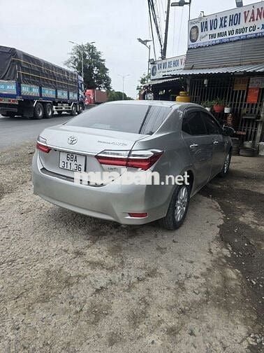 Toyota Altis 2018 Tự động Bạc 142271 km