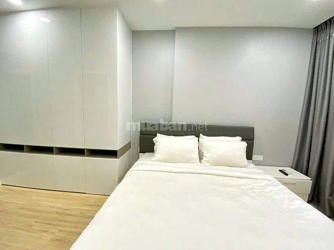 Bán hoặc Cho Thuê Căn Hộ Millennium 132 Bến Vân Đồn, Quận 4, 2PN, 71m²