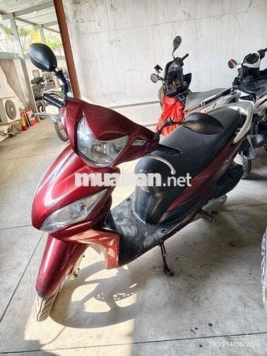 Honda Vision 2025 Cao Cấp màu Đỏ