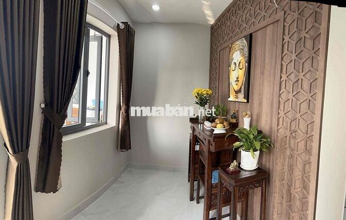 cho thuê nguyên căn 1 trệt 3 lầu DT 4x19