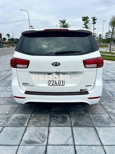 Kia Sedona 2017 Dầu Tự động Trắng