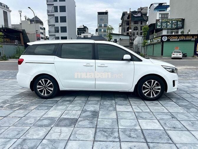 Kia Sedona 2017 Dầu Tự động Trắng