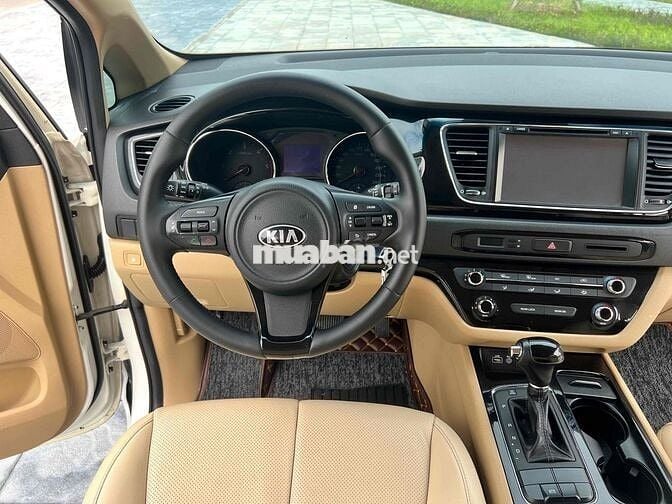 Kia Sedona 2017 Dầu Tự động Trắng