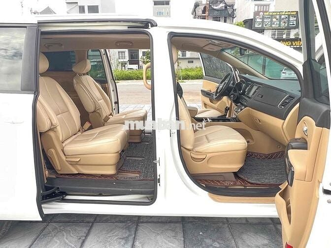 Kia Sedona 2017 Dầu Tự động Trắng