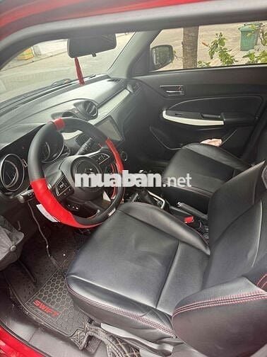 Suzuki Swift GLX 2019 Đỏ 54.000km