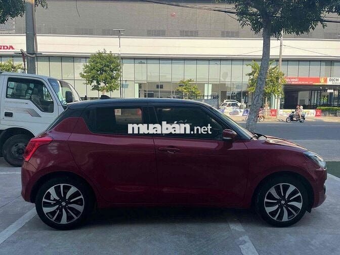 Suzuki Swift GLX 2019 Đỏ 54.000km