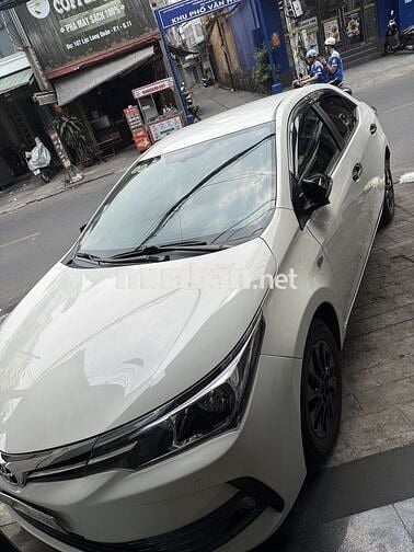 Toyota Altis 2018 Trắng Ngọc trai 55.000 km