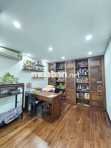 Nhà đẹp phố Xuân Diệu 45m², full đồ, lô góc, oto, chỉ 12tr/tháng