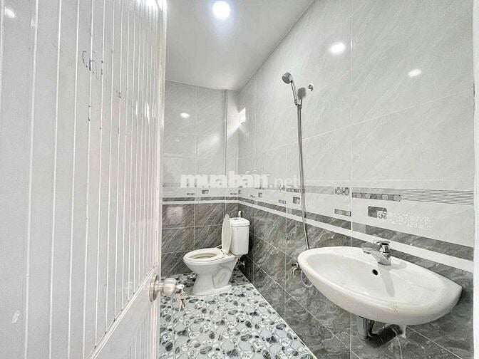 MẶT BẰNG KINH DOANH NGAY NGÃ TƯ NGUYỄN OANH – GÒ VẤP