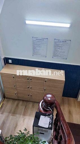 Sang Thẩm Mỹ Viện Máy Móc Hiệnn Đại Vào là kinh doanh