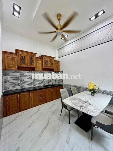 Nhà trệt lầu đẹp 4x10m 2phòng hẻm 387 Trần Nam Phú gần ĐH Y Dược