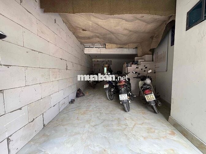 CHO THUÊ MẶT BẰNG + LỬNG NGAY MẶT TIỀN QUẬN 5 PHÙ HỢP CHO SOA