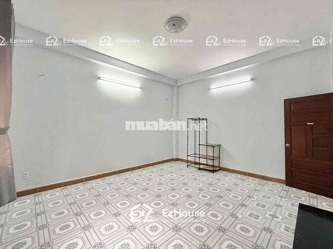 Phòng Full Nội Thất Cửa Sổ Trời Thoáng Ngay Chợ Tân Hương