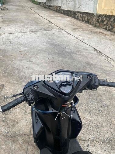Yamaha Luvias fi Xanh đen biển số 72 đời 2015