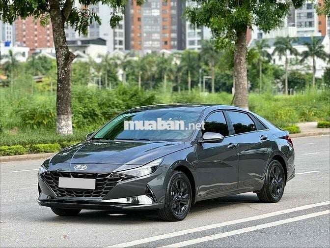 Hyundai Elantra 1.6 Đặc biệt 2024 Xám 8.000 km