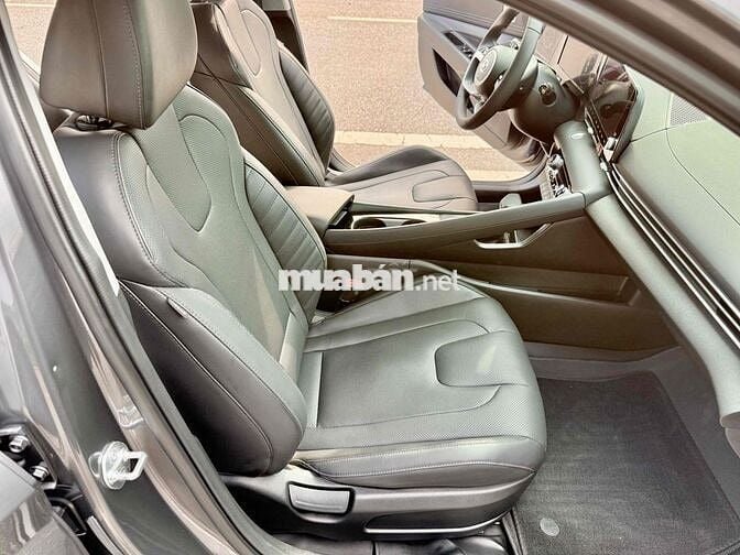 Hyundai Elantra 1.6 Đặc biệt 2024 Xám 8.000 km