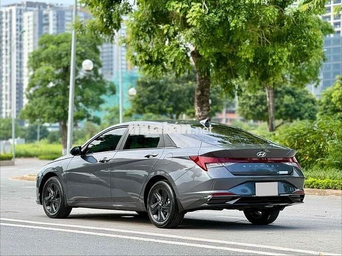 Hyundai Elantra 1.6 Đặc biệt 2024 Xám 8.000 km