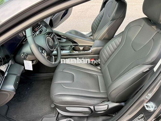 Hyundai Elantra 1.6 Đặc biệt 2024 Xám 8.000 km