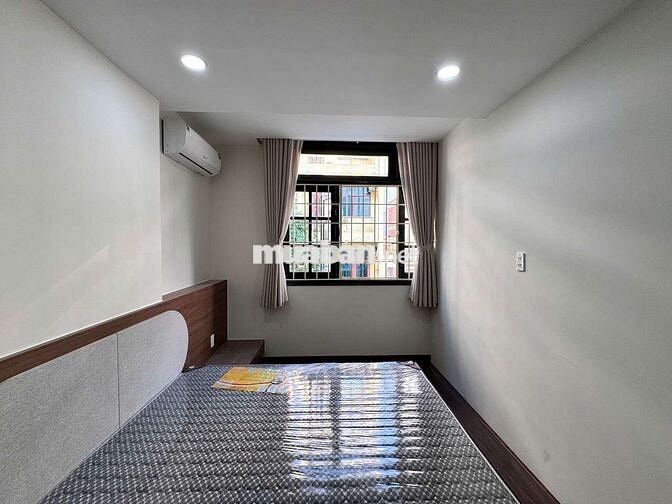 Khai trương tòa nhà căn hộ mới tinh ngay vòng xoay dân chủ