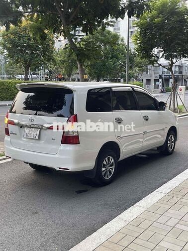 Toyota Innova 2014 Trắng Da