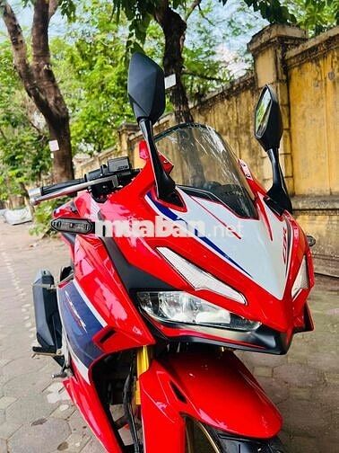 Honda CBR150R HRC