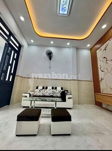CHÚ NĂM ĐỊNH CƯ🌟Bán nhà XÓM CHIẾU đang cho thuê 12tr/tháng🌟Sổ riêng