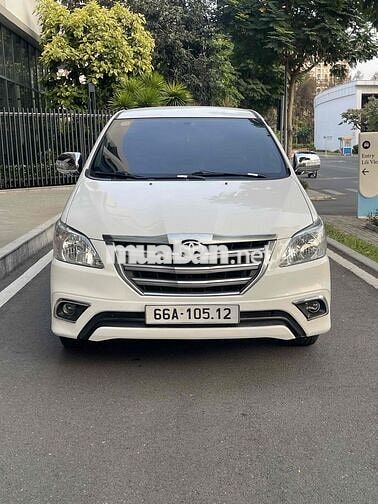 Toyota Innova 2014 Trắng Da