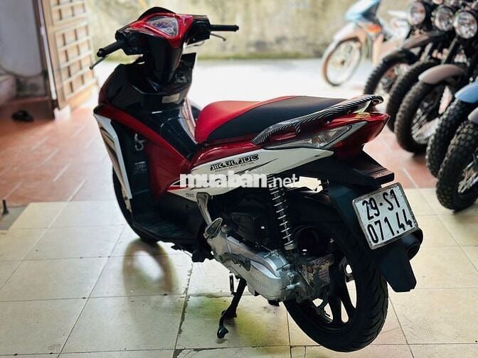 XE MÁY THỊNH PHÁT- AIR BLADE 110 ĐỎ TRẮNG 2012