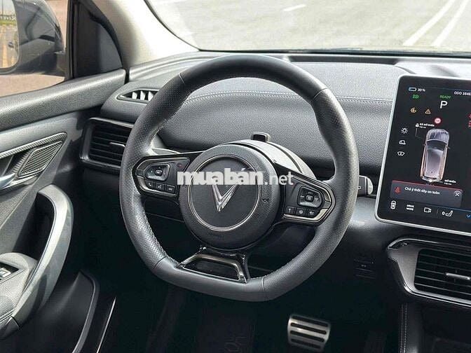VinFast VF8 SUV Plus điện Trắng 5 chỗ giá