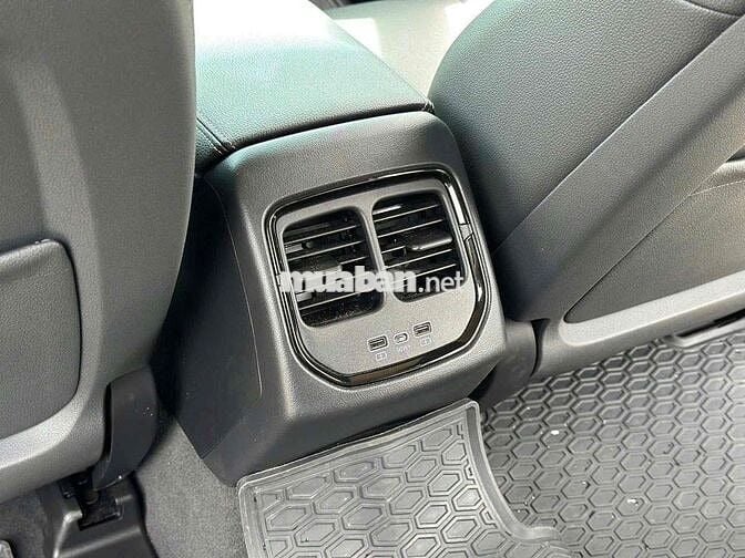 VinFast VF8 SUV Plus điện Trắng 5 chỗ giá
