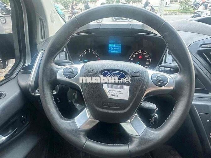 Ford Tourneo Titanium 2019 29.000km Bạc