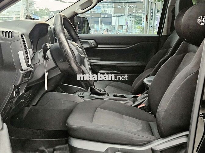 Ford Ranger XLS 2.2AT 2024 Đen 17.000km