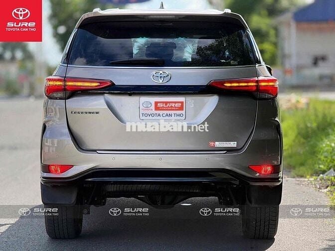 Toyota Fortuner Legender 2022 4x2 (AT) CHÍNH HÃNG