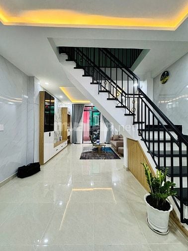 BÁN NHÀ TRẦN QUỐC THẢO CẠNH LÊ VĂN SỸ QUẬN 3